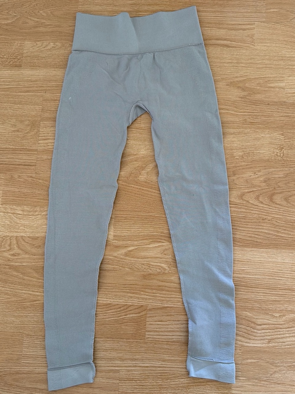 SET Active Gray leggings